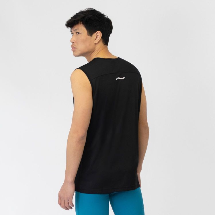 Laufoutlet - ARIAN Atmungsaktives Herren Lauftop | Nachhaltig & fair - Atmungsaktives Lauftop für Herren - black