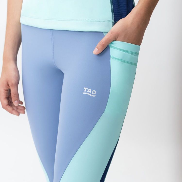 Laufoutlet - FINOLA Atmungsaktive Damen Lauftight mit Anti-Rutsch-Gummi | Nachhaltig & fair - Atmungsaktive Lauftight mit Anti-Rutsch-Gummi - blue fog