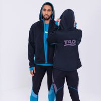 Laufoutlet - Bjarka Warme und wasserdichte Laufjacke mit Kapuze | Nachhaltig & fair - Warme, wasserdichte Laufjacke mit Kapuze und Daumenschlaufe - black